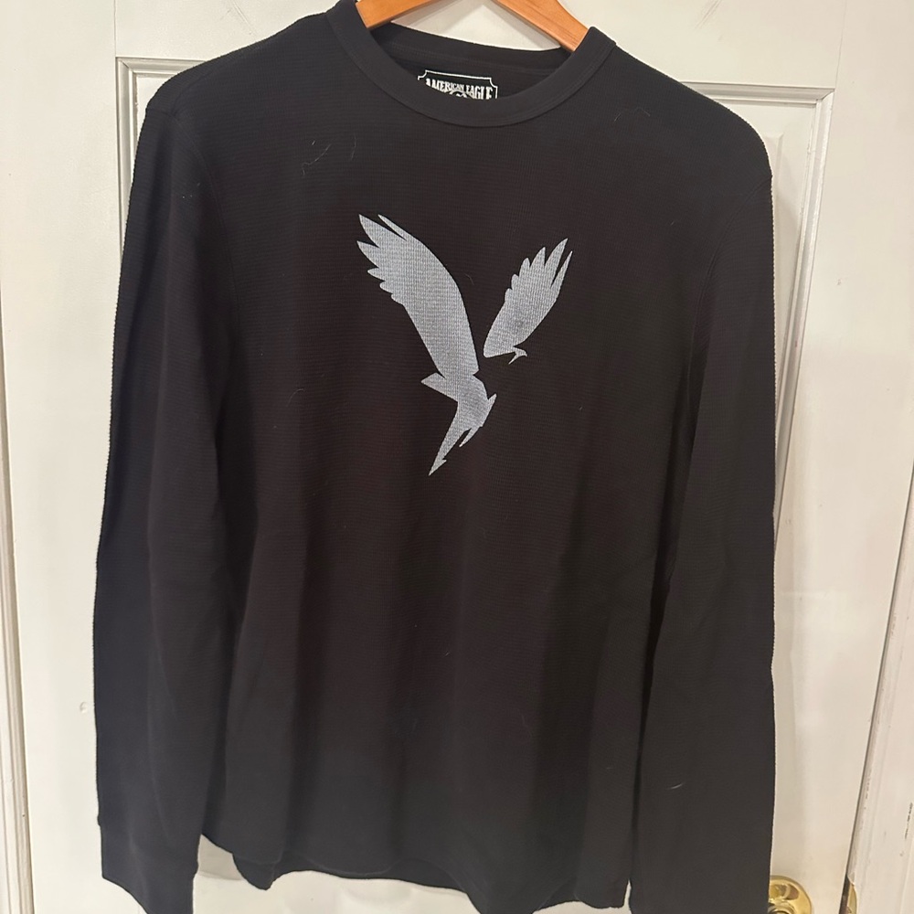 American Eagle Outfitters long sleeve black waffle T-shirt… size large ￼
